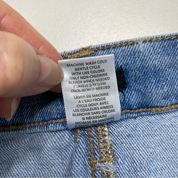 Material Girl Bohemian Daisy Denim Raw Hem Shorts Festival Blue Sz 7 NWT - Picture 10 of 12